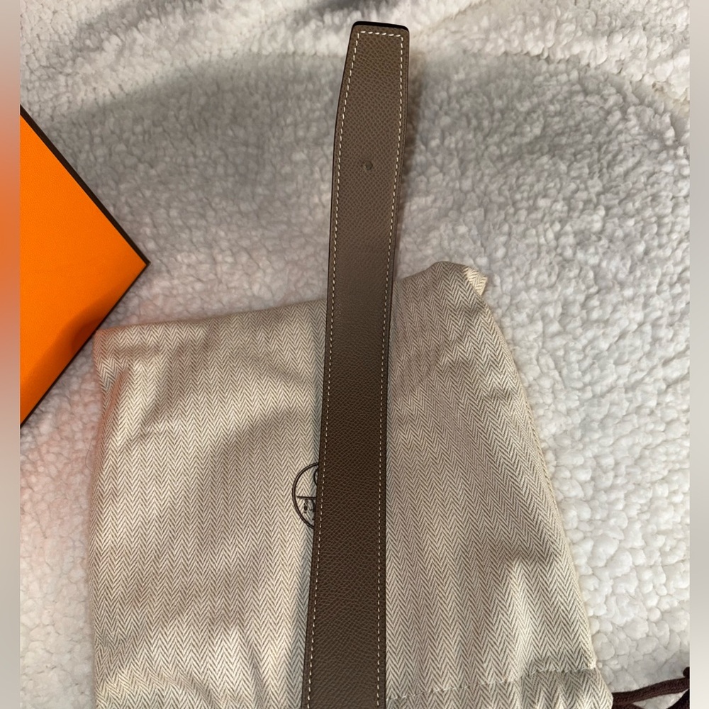 Hermes Blanc / Etoupe Reversible Belt Kit White Taupe Leather Gold H Buckle - Picture 8 of 16